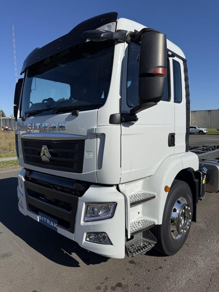 G5 4x2 Cab Chassis — view 18