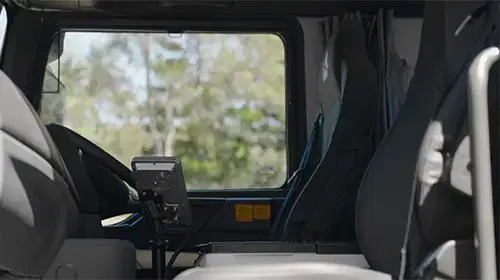 G7 6x4 Cab Chassis — view 5